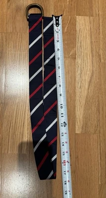 Cinturón de doble lazo estampado de corbata RL67 NUEVO SIN ETIQUETAS en rojo, blanco y azul. "Longitud aproximada 35""X1,5""" Foto 1 de 3