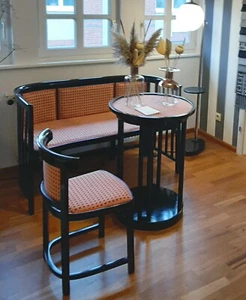 Josef Hoffmann, Fledermaus Möbel , J. & J. Kohn, um 1909 - Bild 1 von 6