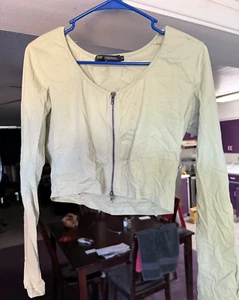 Finesse Women's Light Green Long Sleeve Zip Up Crop - Size L - Picture 1 of 2