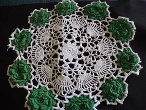 Vintage Crocheted Doily Green White 12 Inches Across - Picture 1 of 3