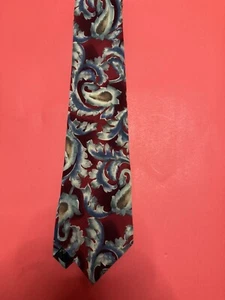 Karl Lagerfeld Paris Designer Mens Necktie- All Silk- Beautiful Pattern - Picture 1 of 4
