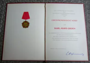 Verleihungsurkunde Zweitstück zum Karl-Marx-Orden an das Grenzkommando Nord - Bild 1 von 1