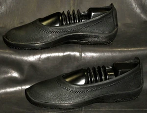 Zapatos de salón Arcopedico Lolita para mujer de tela negra con puntera cerrada sin cordones talla 37 EUR - Imagen 1 de 5