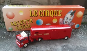 ***VEREM*TRATTORE RENAULT*1:60*LE CIRQUE ARLETTE GRUSS*TRASPORTO ANIMALI*IMBALLO ORIGINALE*** - Foto 1 di 16