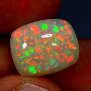 6.85Ct Cushion _ VVS Clarity _ 3D Multi Color Pattern Untreated Solid Welo Opal - Picture 1 of 1