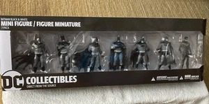 Batman - black & White Mini Statue Deluxe Box Set of 7 -  DC Collectibles (NEW) - Picture 1 of 8