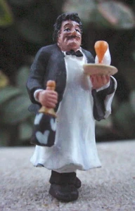 Waiter Figurine Dupre S Scale 1/64 Diorama Accessory Item - Picture 1 of 1