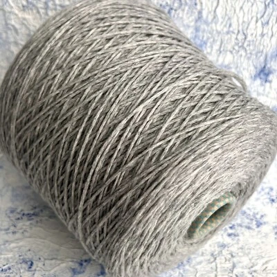 Cashmere DK yarn 100% Cashmere Cariaggi 320m/100g (349 yards/3.52oz) Per 100g