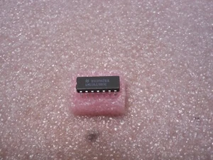 PARTE MICROCIRCUITO NSC # LM118J/883C NSN: 5962-00-615-4997 - Foto 1 di 5