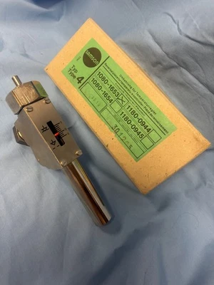 Samson Type 4 Reversal Piece For Temperature Controller 1080 - 1653 New In Box - Image 1 of 3