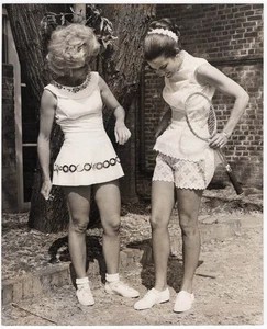 Orig. vintage. Keystone 1970 modelos de moda italianos estrellas del tenis - Imagen 1 de 2