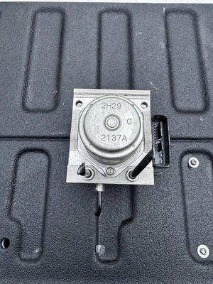 ✅Bomba VSA módulo ABS Honda Crosstour 2013-2015 2,4 L tracción delantera 57110-TY4-A11 PROBADA Foto 1 de 4