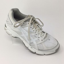 asics women's 2e width