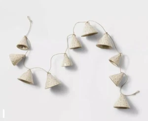 Threshold x Studio McGee Keramik Glockenton Girlande Neu mit Etikett beige hellbraun Bauernhaus  - Bild 1 von 4