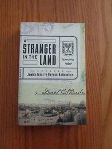 A Stranger in the Land : Jewish Identity Beyond by Daniel Cil Brecher 2007 SC - Bild 1 von 1