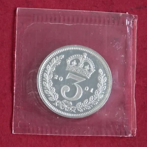 2001 QEII MAUNDY 3 PENCE PROOF IN MINT SEALED PACK - mintage 1132 - Picture 1 of 3
