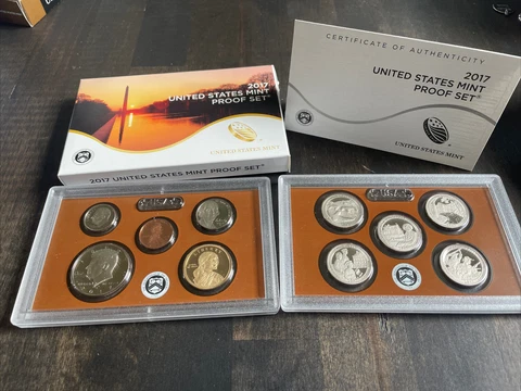 2017 S US MINT PROOF SET 10-COIN SET W/COA IN ORIGINAL BOX (Q) Cover