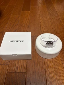 Issey Miyake Reloj Cuarzo Correa Transparente Unisex Accesorio Reloj Analógico Cuarzo - Imagen 1 de 6
