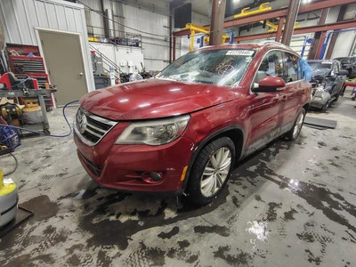 09 - 09 VOLKSWAGEN TIGUAN Engine Brain Box E867193 - Image 1 of 4