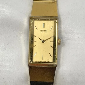 Reloj Seiko Tank Mujer De Colección 12mm PARA REPUESTOS REPARACIÓN Tono Dorado 2E20-5259 Pequeño PEQUEÑO - Imagen 1 de 21