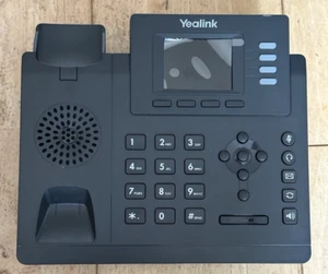 Yealink SIP-T33G Podstawowy telefon przewodowy IP Power over Ethernet z 4 liniami - Zdjęcie 1 z 5