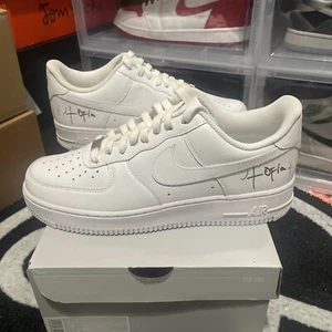 Size 10 - Nike Travis Scott x Air Force 1 Utopia - Picture 1 of 5