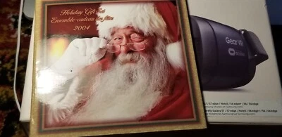 2004 Canada Santa Christmas Coins Set Having Coloured Santa 25 Cent Coin. - Image 1 of 3