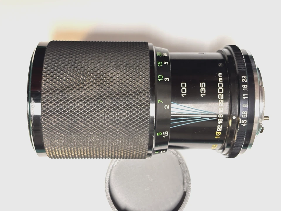 MC Soligor Zoom Macro 80-200 mm C/D F4.5 - con 200 mm MACRO - Montaje Yashica Foto 1 de 4