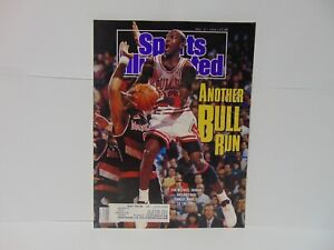 Sports Illustrated Magazine Volume 73 Issue 25 December 17, 1990 Michael Jordan