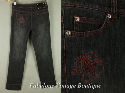 NUEVO CON ETIQUETAS ESCADA Pantalones Vaqueros Negros DENIM Rojo Cereza Costuras en Contraste Bordados 34 Foto 1 de 4