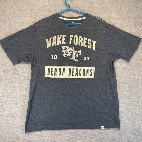 Wake Forest Demon Deacons T Shirt Men's Large Dark Gray Short Sleeve Colosseum Cover