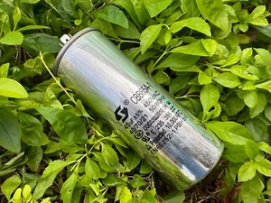 1P CBB65A CBB65A -1 Condensador Aire Acondicionado 450V 50/60Hz 45uF - Imagen 1 de 2