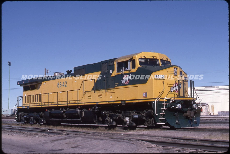 原版幻灯片:CNW 芝加哥和西北 8642 Dash9-44CW — 第 1/1 张图片