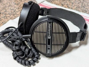 Beyerdynamic DT 990 (1985) 600 Ohm Vintage Audiophile Kopfhörer, sehr gut!+++ - Bild 1 von 19