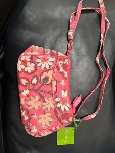 NWT Vera Bradley Small Pink Crossbody Purse Shoulder Bag Zip Top/ Pocket - Picture 1 of 4