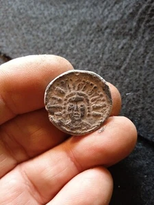 Superb celtic coin in bronze,FACE SOLAR AND WARRIOR - Picture 1 of 2
