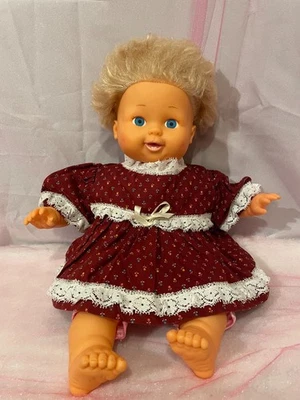 Muñeca bebé vintage 1989 Ideal Tiny Tears ojos azules 17"" rubia fresa Foto 1 de 4