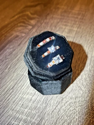 Набор из 3 гранат и кубический цирконий 18k белое золото наложение кольца (размер 8) + дополнения - Изображение 1 из 4