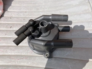 Toyota Genuine Denso MR2 SW20 Celica CAP SUB-ASSY, DISTRIBUTOR - Picture 1 of 6