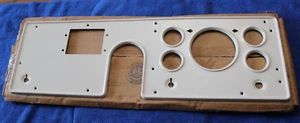 NOS 1987 1989 1990 1992 1994 FORD MEDIUM DUTY TRUCK F600 F700 F800 DASH BEZEL - Picture 1 of 6