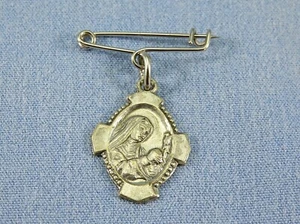 Vintage Ricordo, Praying Mary at Foot of Cross, Lapel Pendant - Picture 1 of 8