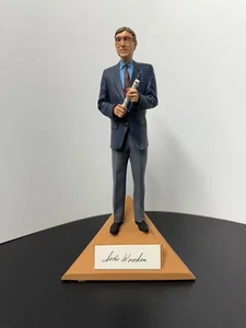 John Wooden Gartlan Basketball Figur Statue handsigniert Neu in OVP mit COA - Bild 1 von 6