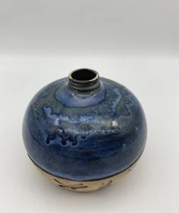 Studio Art Pottery Blue Glazed w/Dragonfly Signed CAH - Picture 1 of 7