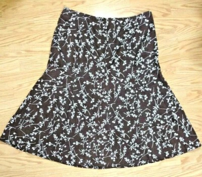 Kim Rogers Skirt Size 14 Petite Linen Curve Fit Flare Side Zipper Floral Brown  - Image 1 of 4