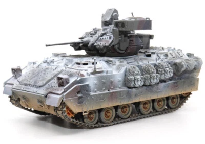 Dragon 1:72 US M2A3 Bradley Infantry Fighting Vehicle - Winter, DRR63121 - Image 1 of 2