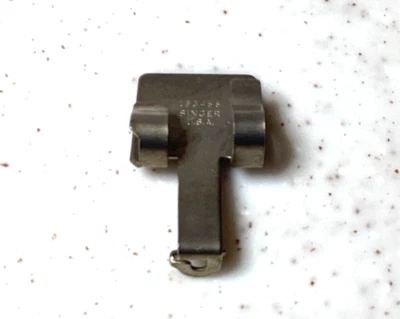 Genuine SINGER 163455 THREAD GUIDE Chain Stitch  NICE CONDITION USA - Image 1 of 2