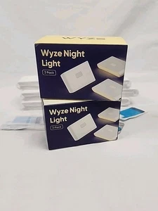 6er Pack WYZE Wiederaufladbare Nachtlichter mit Dämmerung bis Morgengrauen & Bewegung Weiß (2×3er Pack) - Bild 1 von 5
