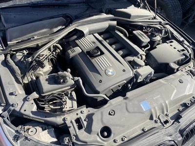 Módulo de control electrónico ECM del motor sedán para BMW 323i 27684184 07-10 Foto 1 de 4