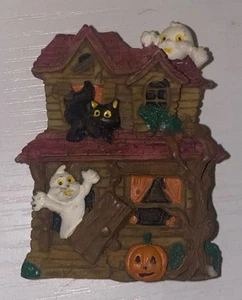 Halloween Haunted House Fridge Magnet 90’s Vtg Ghost Pumpkin Vintage - Picture 1 of 2