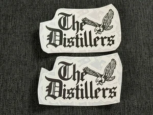 Menge (2) THE DISTILLERS 1 3/4" x 3" Band Logo AUFKLEBER schwarz weiß SCHNELL! GRATIS! - Bild 1 von 1